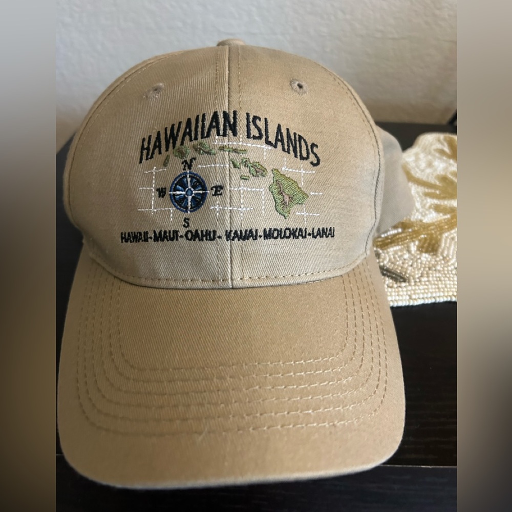 Hawaiian ball cap